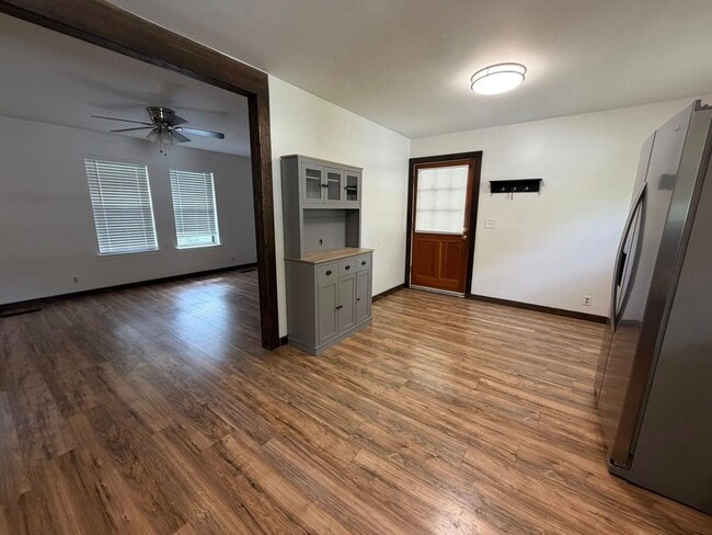 Building Photo - 3BR Rental in Quiet Fort Oglethorpe Neighborhood – Minutes from Battlefield Parkway & Chickamauga...