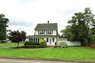 Building Photo - 724 Middletown Ave