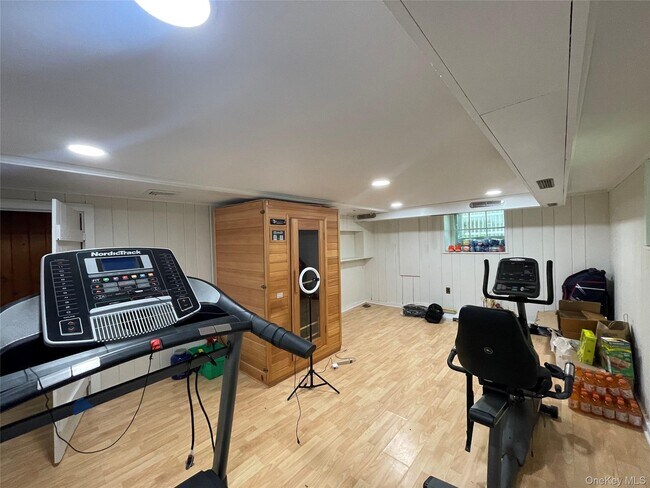 Building Photo - 38 Gedney Park Dr