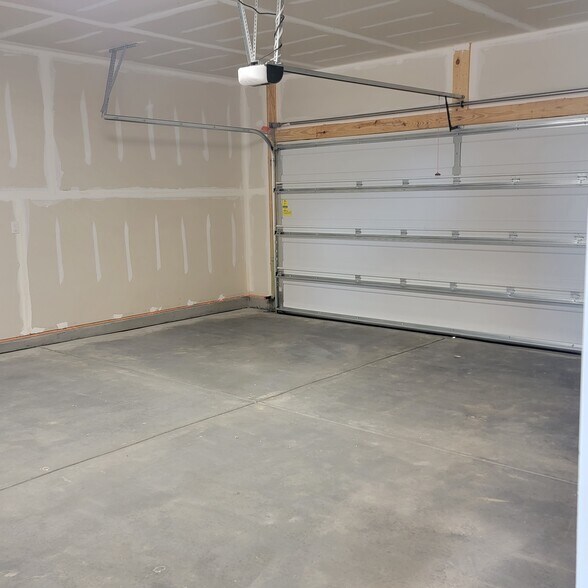 Building Photo - 5037 Markfield Ln