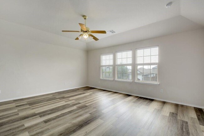Building Photo - 12200 Ferrystone Cove