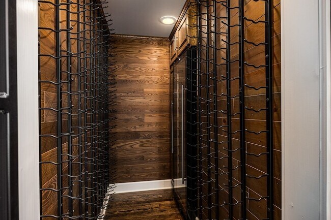 Building Photo - 9504 Glenfiddich Trce