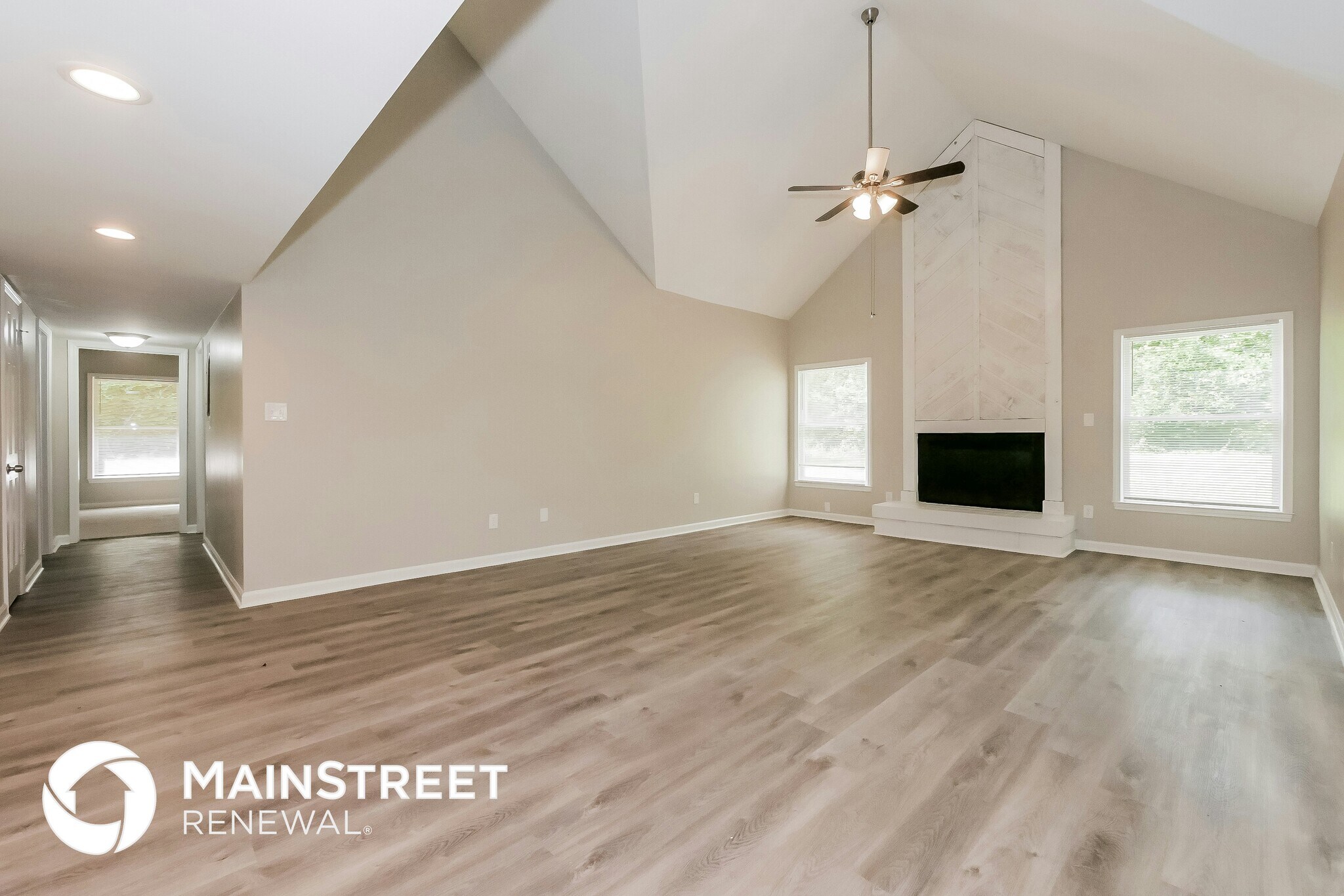 Building Photo - 2242 Marion Ln