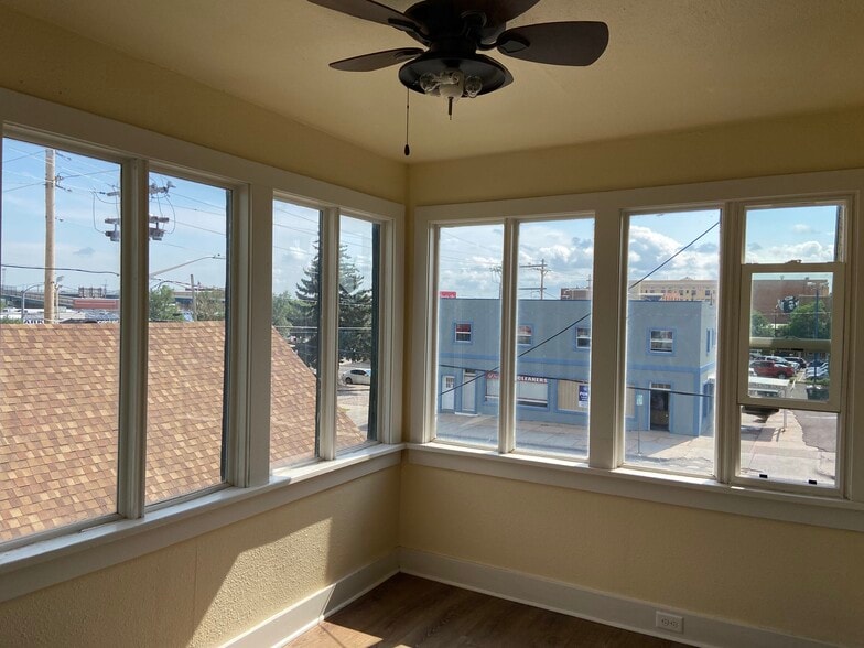 Sunroom - 1619 House Ave