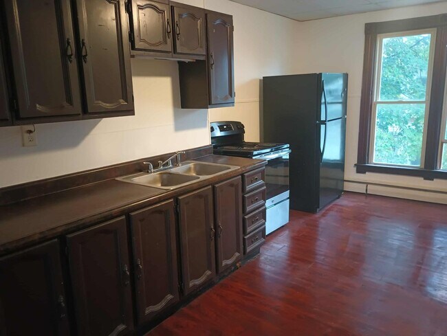 Building Photo - 16-18 Orchard Street