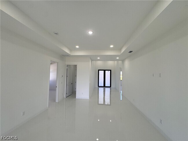 Building Photo - 4002 NW 38th St