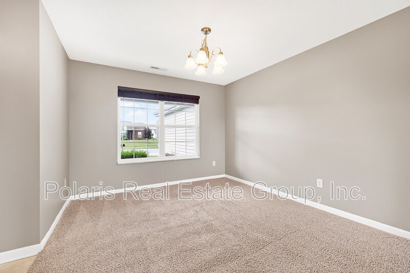 Building Photo - 872 Cherry Tree Ln