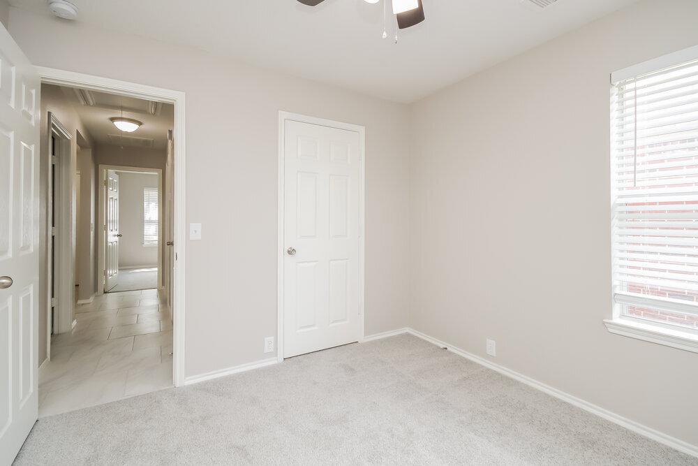 Building Photo - 6027 Water Violet Ln