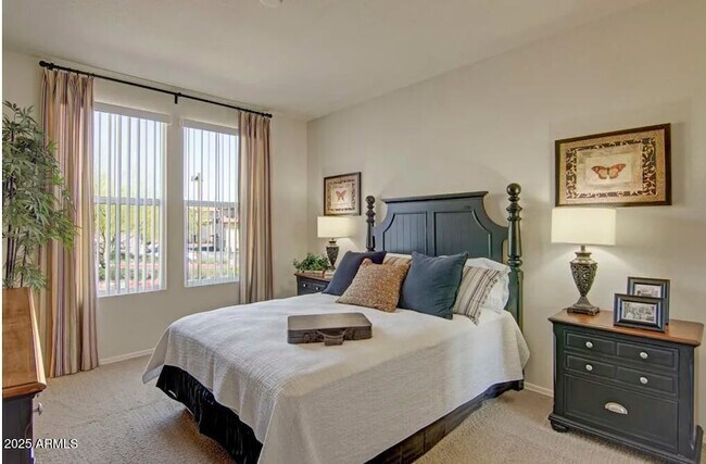 Building Photo - 3825 W Anthem Way