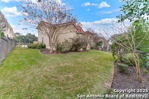 Building Photo - 7110 Hovingham