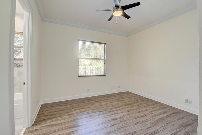 Building Photo - 6711 Royal Orchid Cir