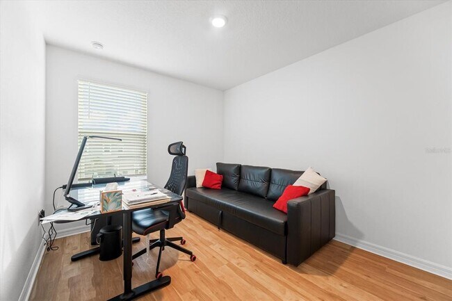 Building Photo - 8508 Lunar Skye St