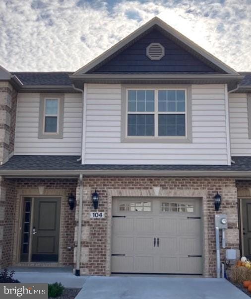 Building Photo - 104 Delano Dr