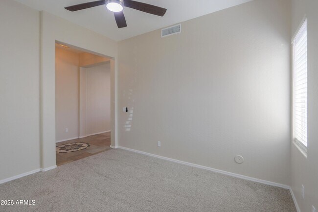 Building Photo - 39147 N Luke Ln