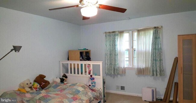 Building Photo - 6403 Orchid Dr