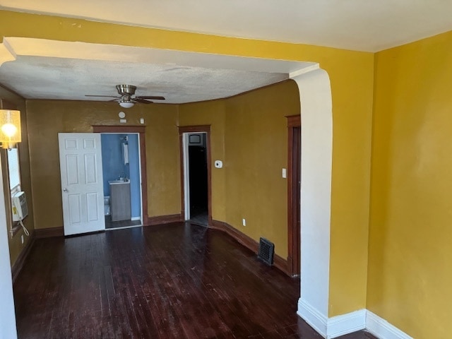 Building Photo - 15203 Dearborn St