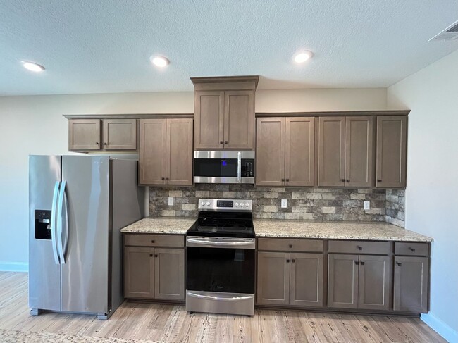 Building Photo - New Home in Smiths Station