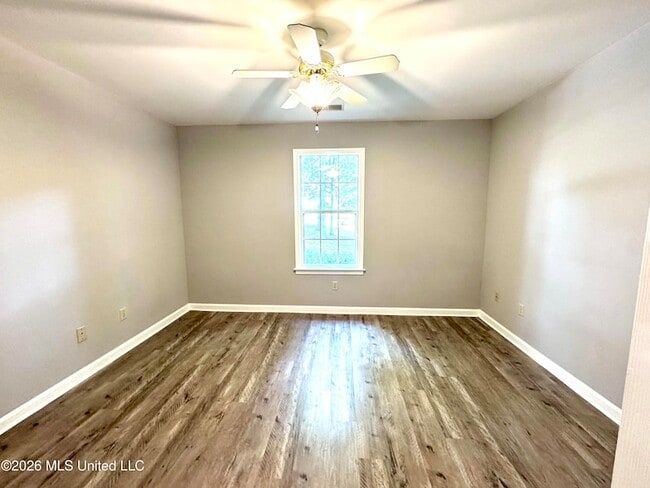 Building Photo - 6895 S Hamilton Cir
