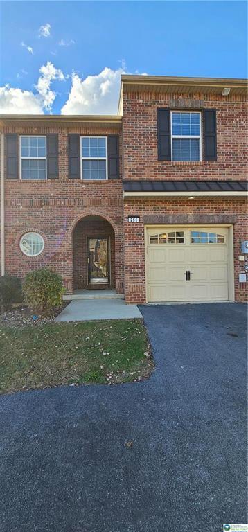 Building Photo - 251 Milkweed Dr