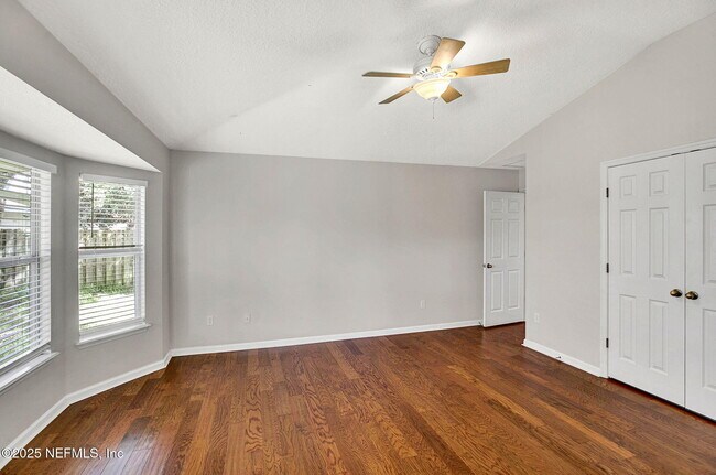 Building Photo - 2105 S Cranbrook Ave