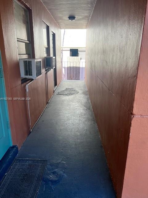 Building Photo - 3669 Thomas Ave