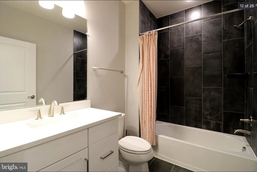 Building Photo - 23631 Havelock Walk Ter