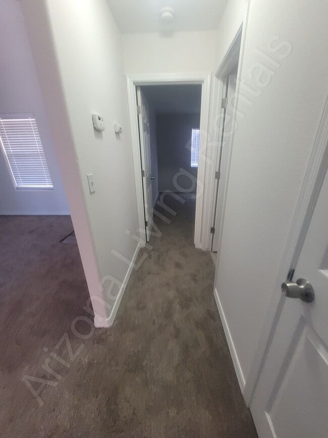 Building Photo - HUALAPAI MOUNTAIN FOOTHILLS HOME