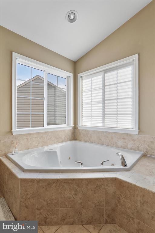 Building Photo - 301 Fontana Cir