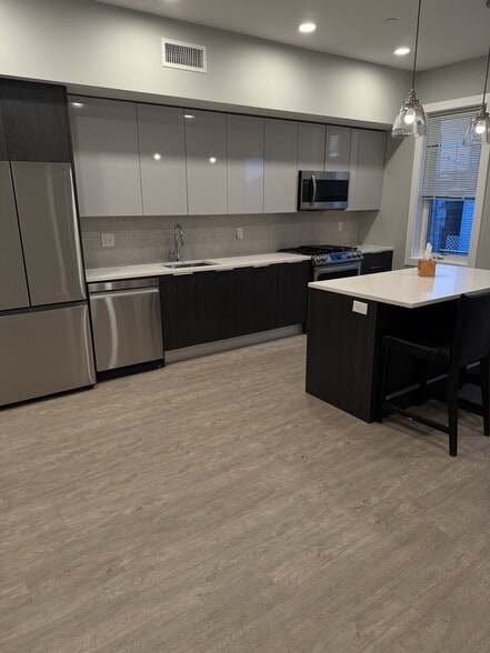 Building Photo - 3 Ward St