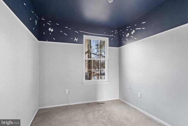 Building Photo - 6234 Ducketts Ln