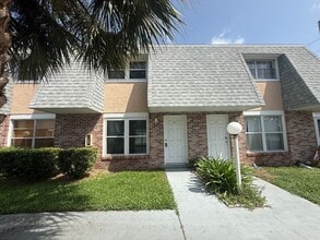 Building Photo - 1610 S Palmetto Ave