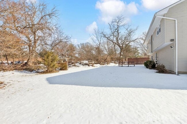 Building Photo - 3 Stafford Dr