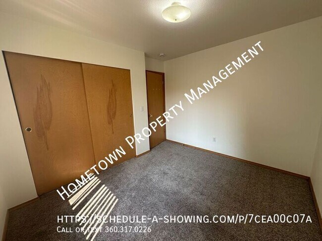 Building Photo - 1227 Arcadia St NW