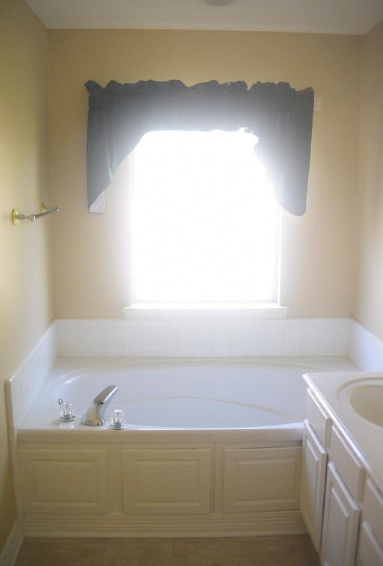 Building Photo - 122 Palisade Ln