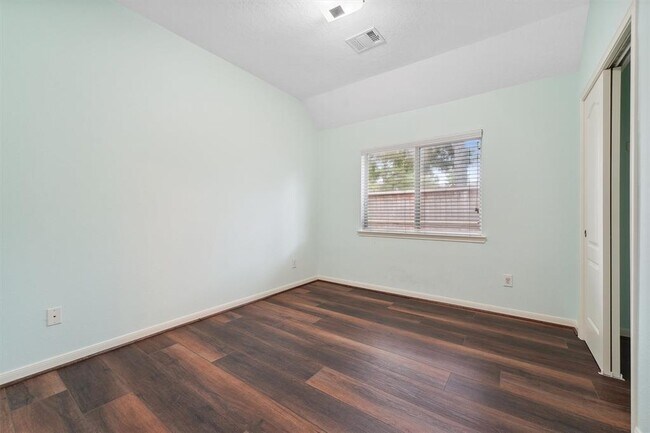 Building Photo - 4123 Stoneburg Dr