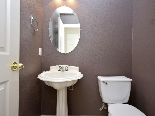 Building Photo - 3600 Spring Canyon Trail