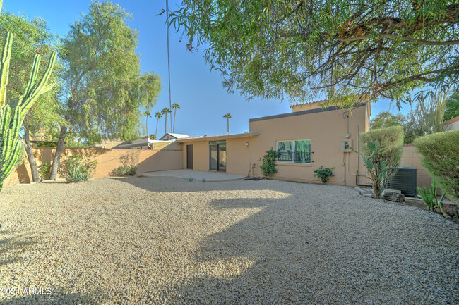 Building Photo - 7530 E Mariposa Dr