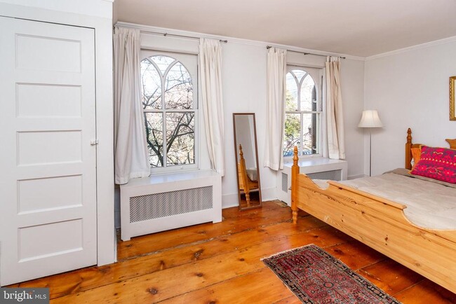 Building Photo - 45 York St