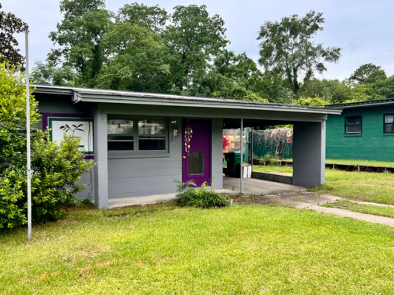 Primary Photo - 119 Sikes Dr
