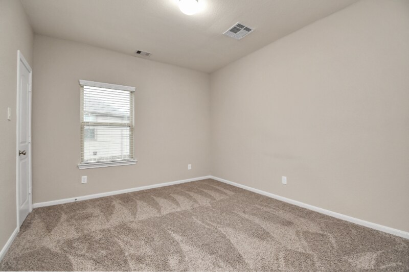 Building Photo - 1539 Giles Dr