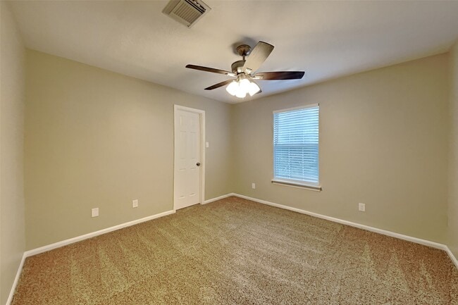 Building Photo - 3918 Appalachian Trail