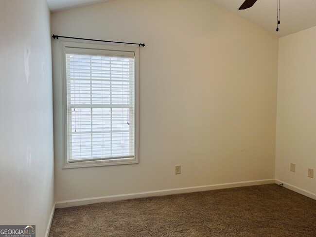 Building Photo - 369 Cliffhaven Cir