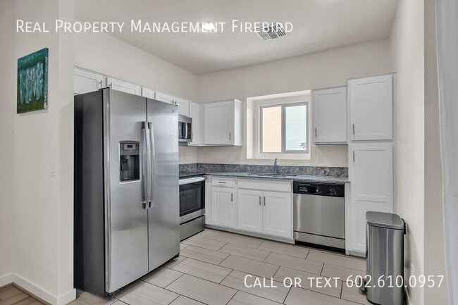 Building Photo - 2272 W Harmont Dr