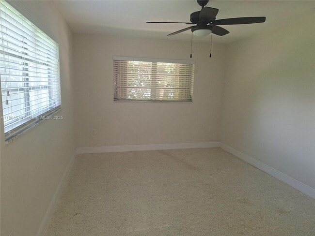 Building Photo - 5600 SW 64th Pl