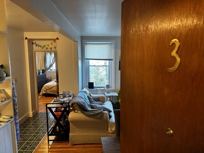 Building Photo - 199 Winthrop Rd