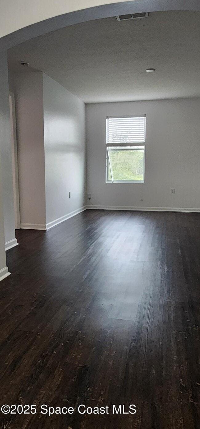 Building Photo - 3520 Aria Dr