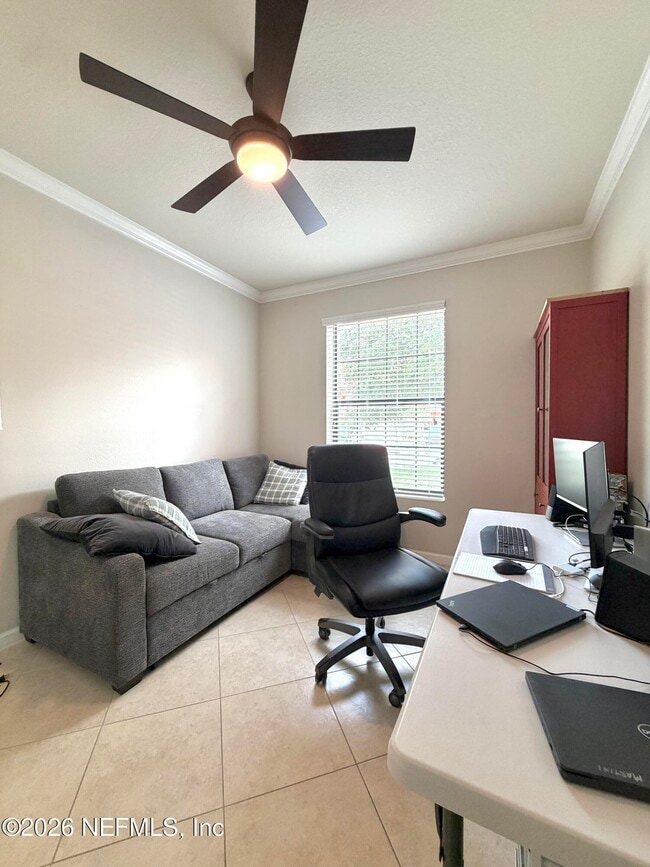 Building Photo - 13527 Montecito Pl