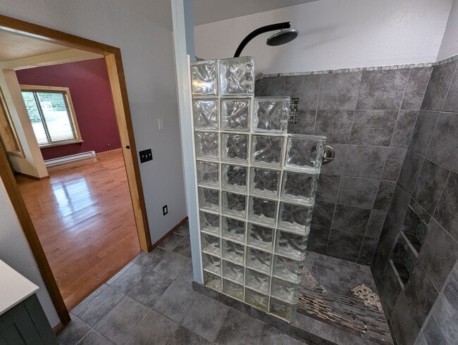 Building Photo - 8496 Thunder Mountain Rd