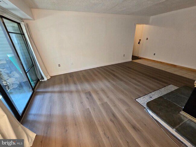 Building Photo - 5378 Smooth Meadow Way