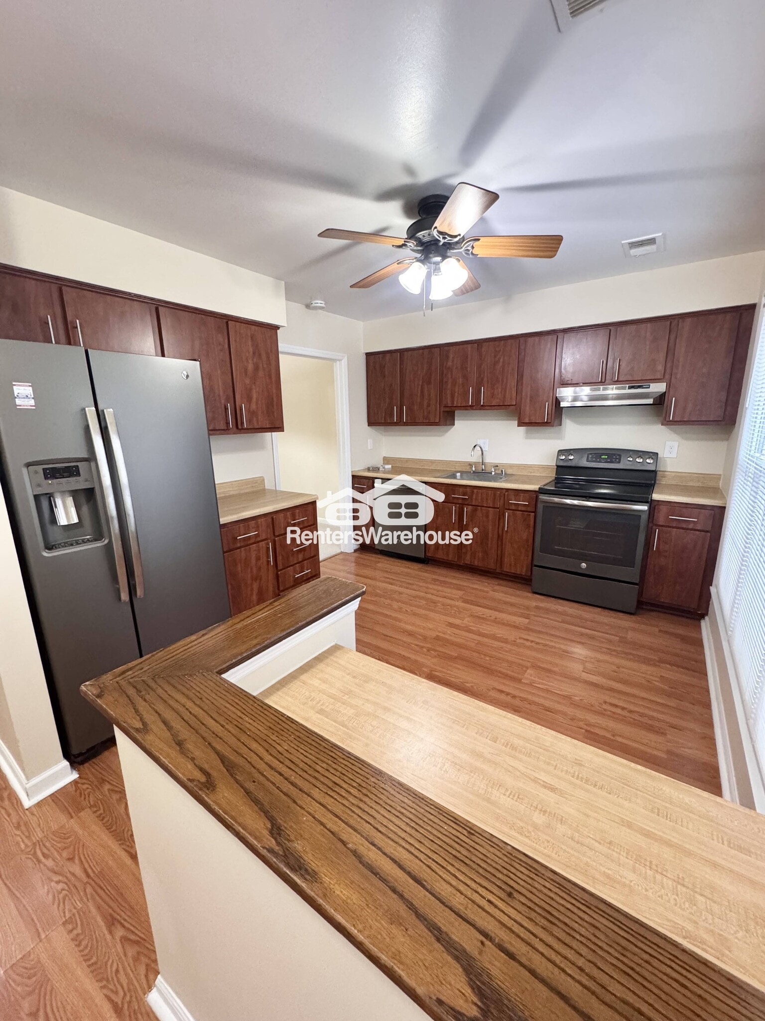 Building Photo - 5915 Rowanberry Dr